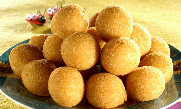 Bomba de queijo
