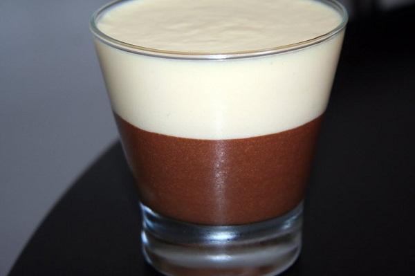 Mousse de chocolate duas cores
