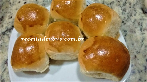 Pãozinho fácil para o café