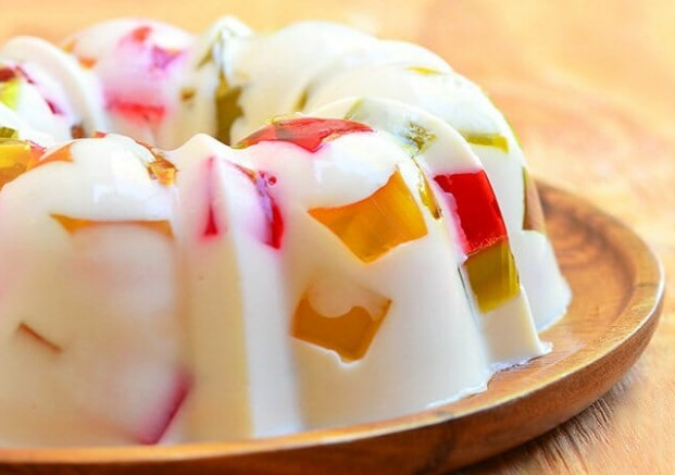 Pudim de tuti fruti