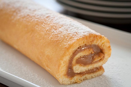 Rocambole de doce de leite
