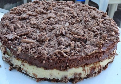 Torta de bis cremosa