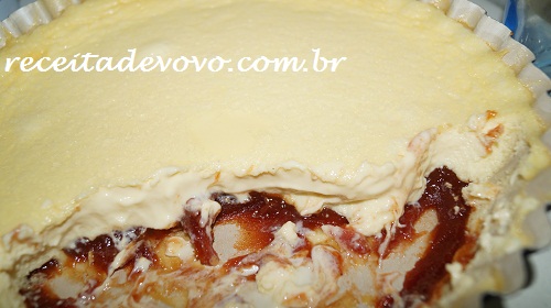Torta de queijo com goiabada