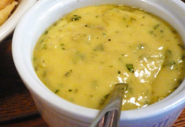 Maionese caseira de Pesto