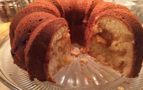 Bolo low carb de maçã