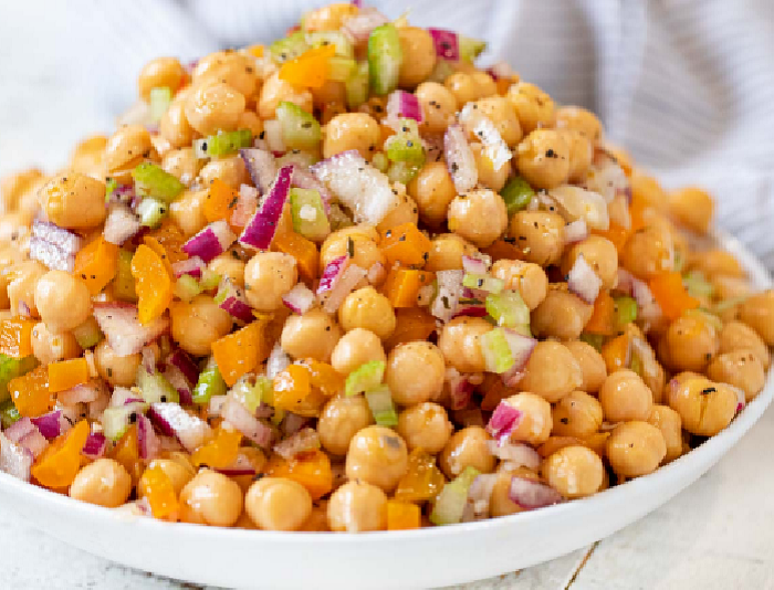 Salada de grão de bico