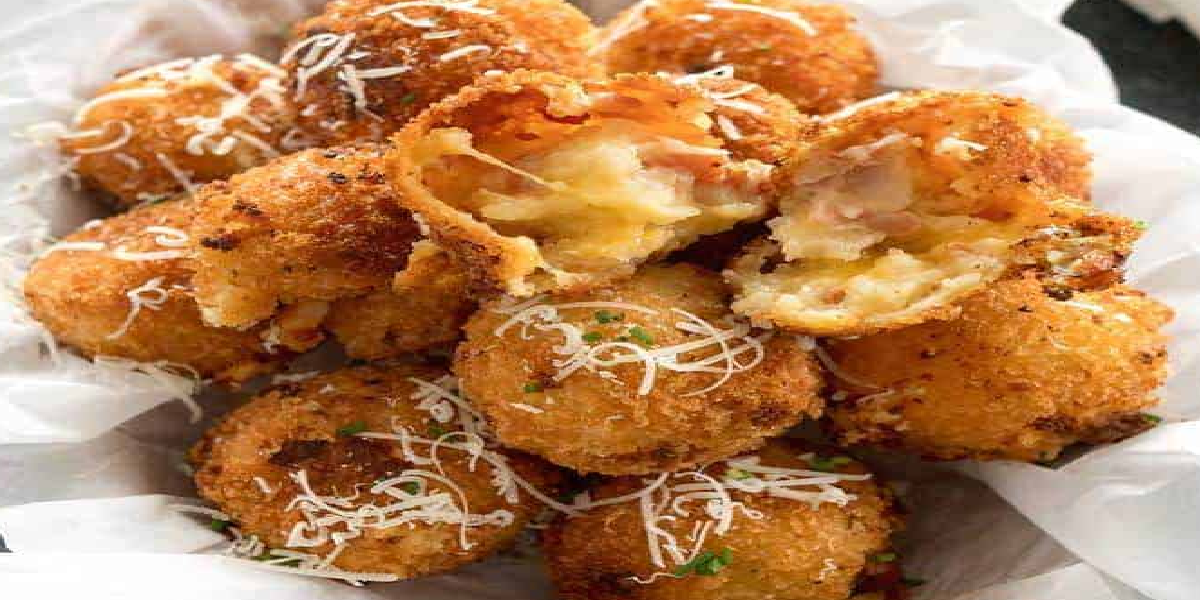 Bolinho de batata com queijo