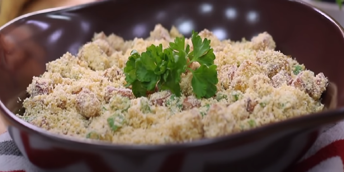 Farofa de banana da terra