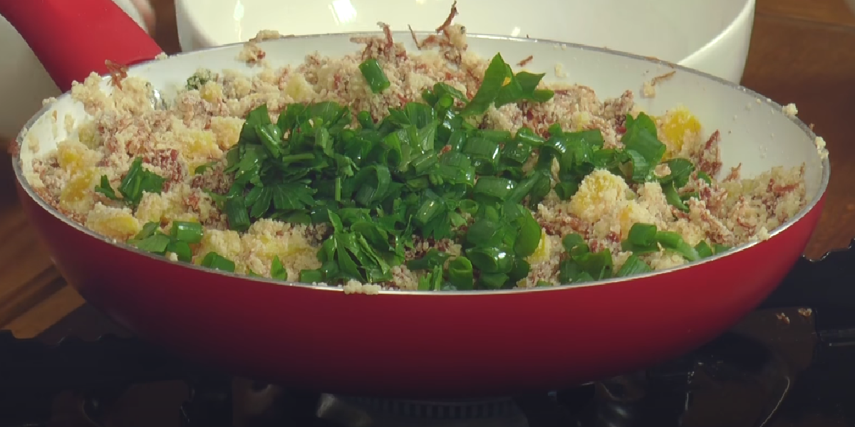 Receita de farofa de carne