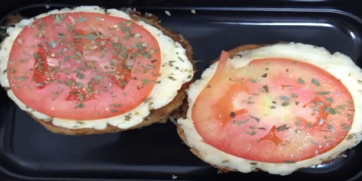 Receita de Hambúrguer de frango à pizzaiolo