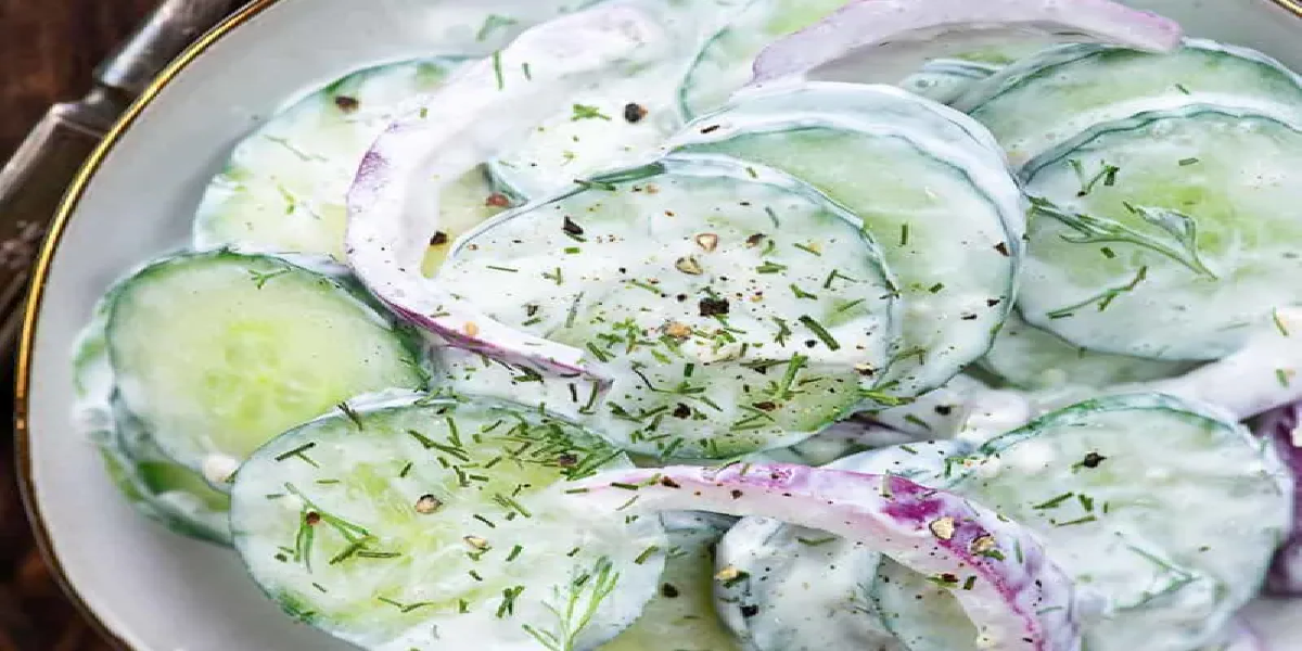 Salada de pepino alemã