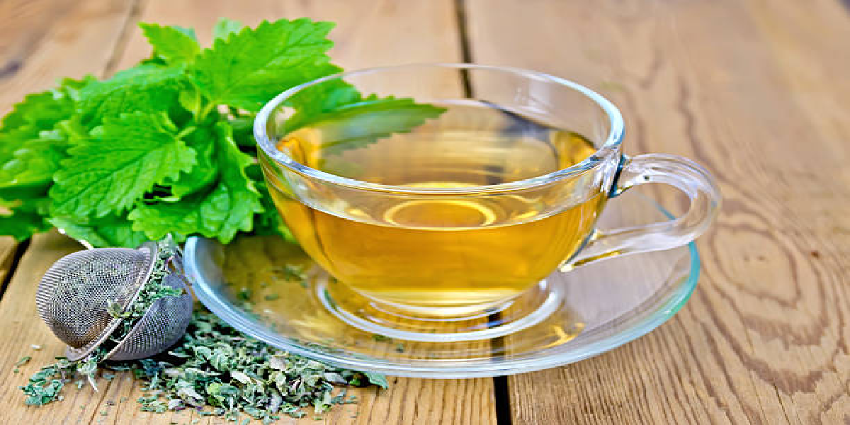 Chá de erva-cidreira para ressaca - Receita de Vovó