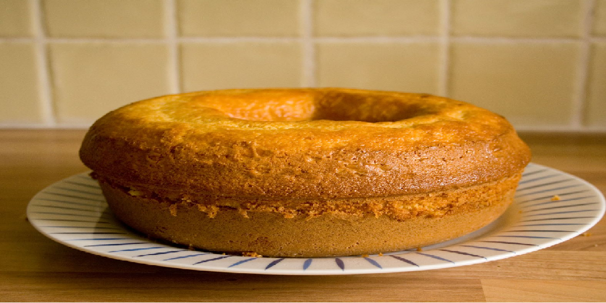 Receita de Bolo de fubá com queijo minas
