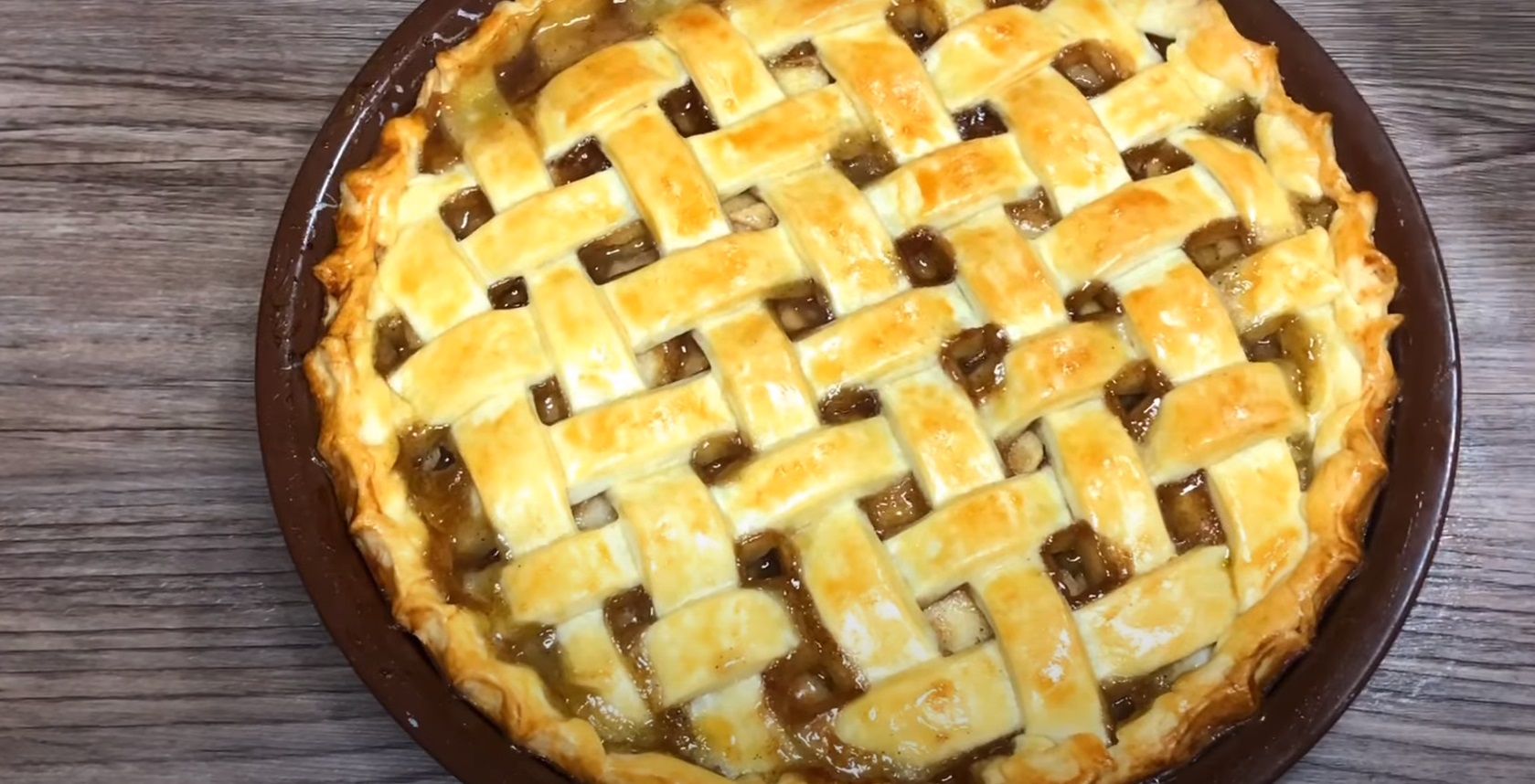 Como fazer torta de maçã