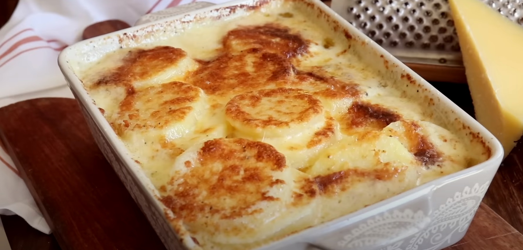 Batata de Forno Gratinada com Queijo