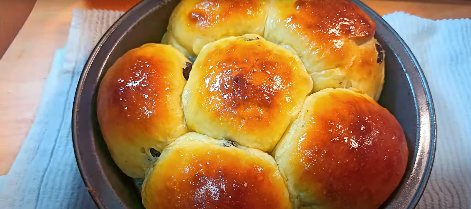 Pãozinho Doce Caseiro com Passas