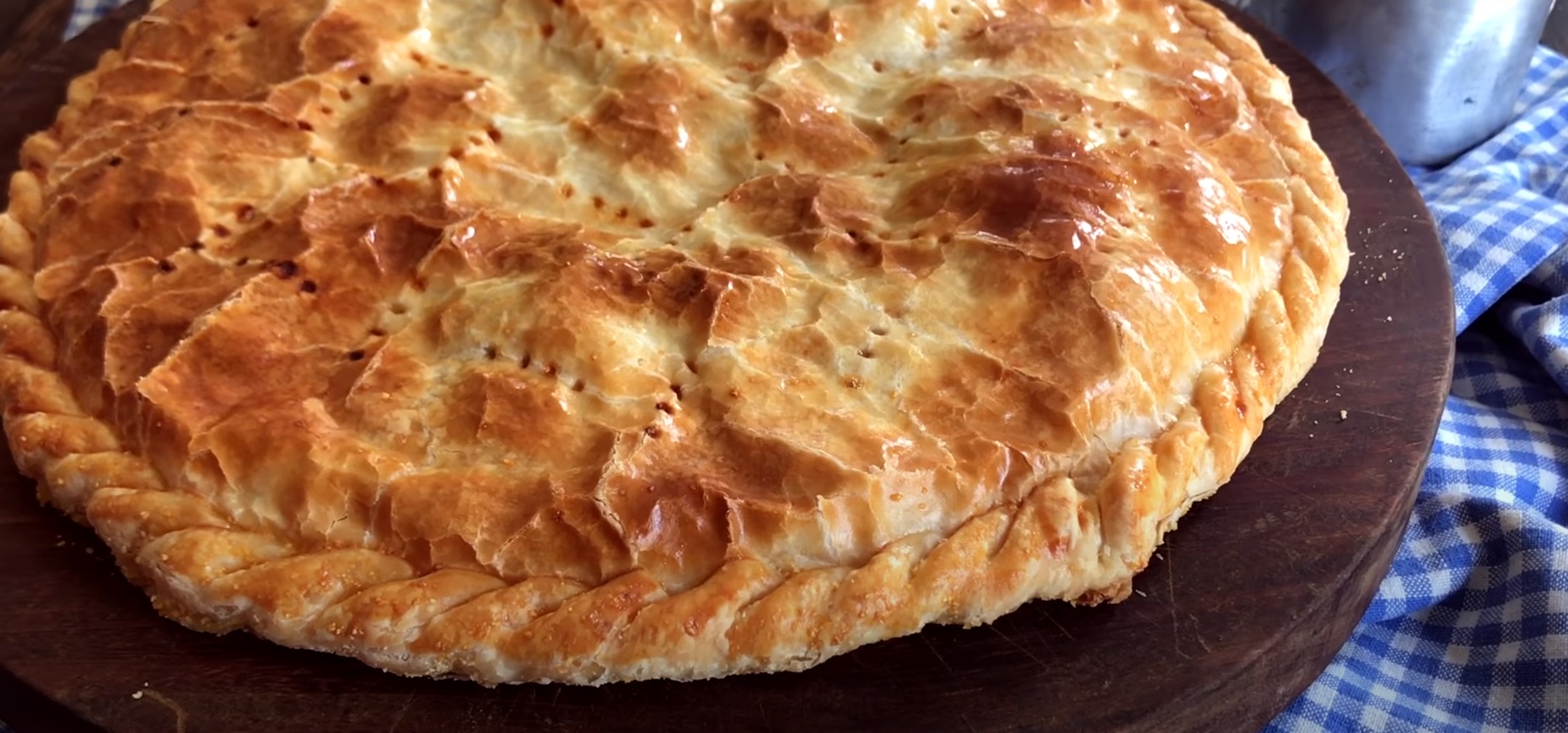 Torta de Frango com Massa Folhada