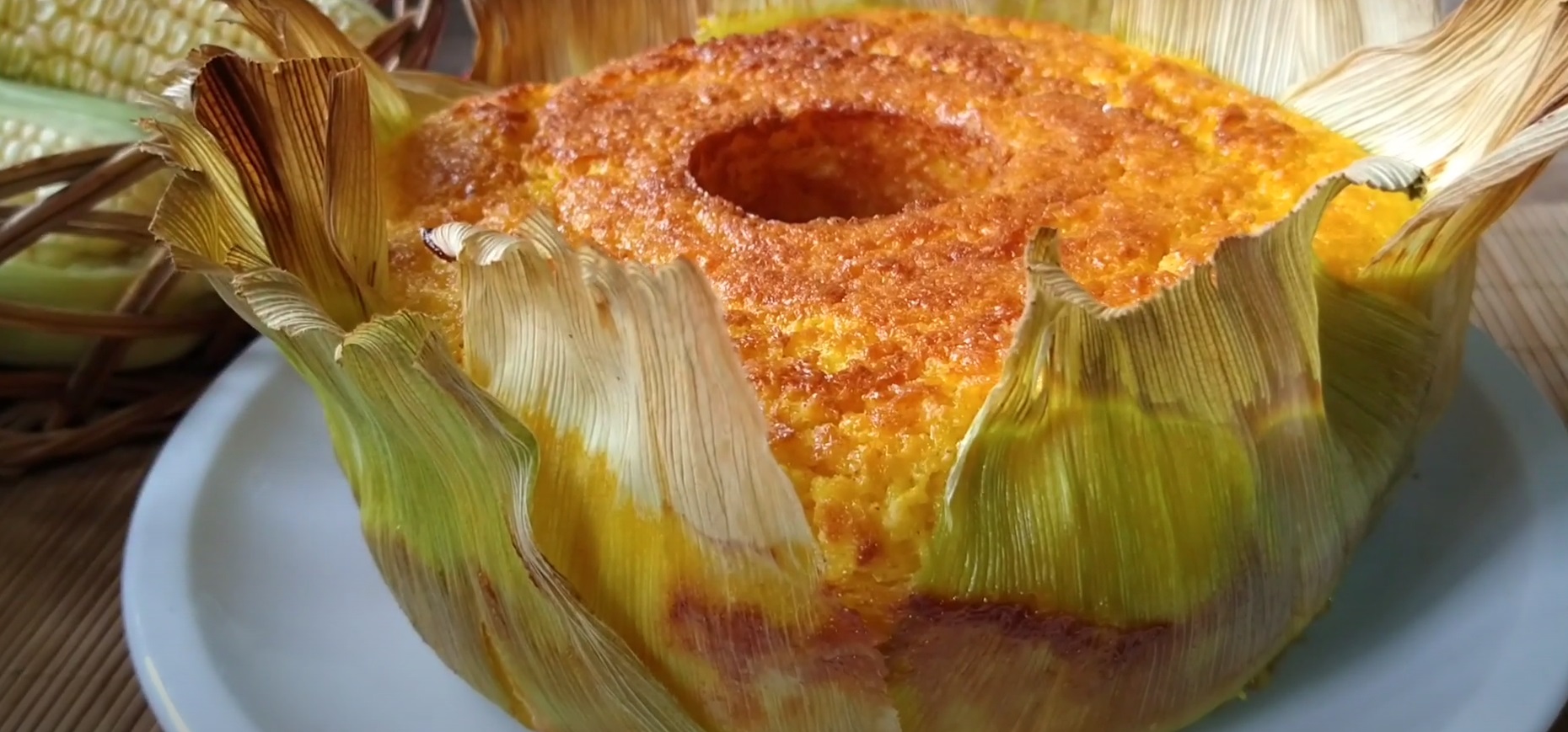 Bolo de Milho Cremoso na Casca