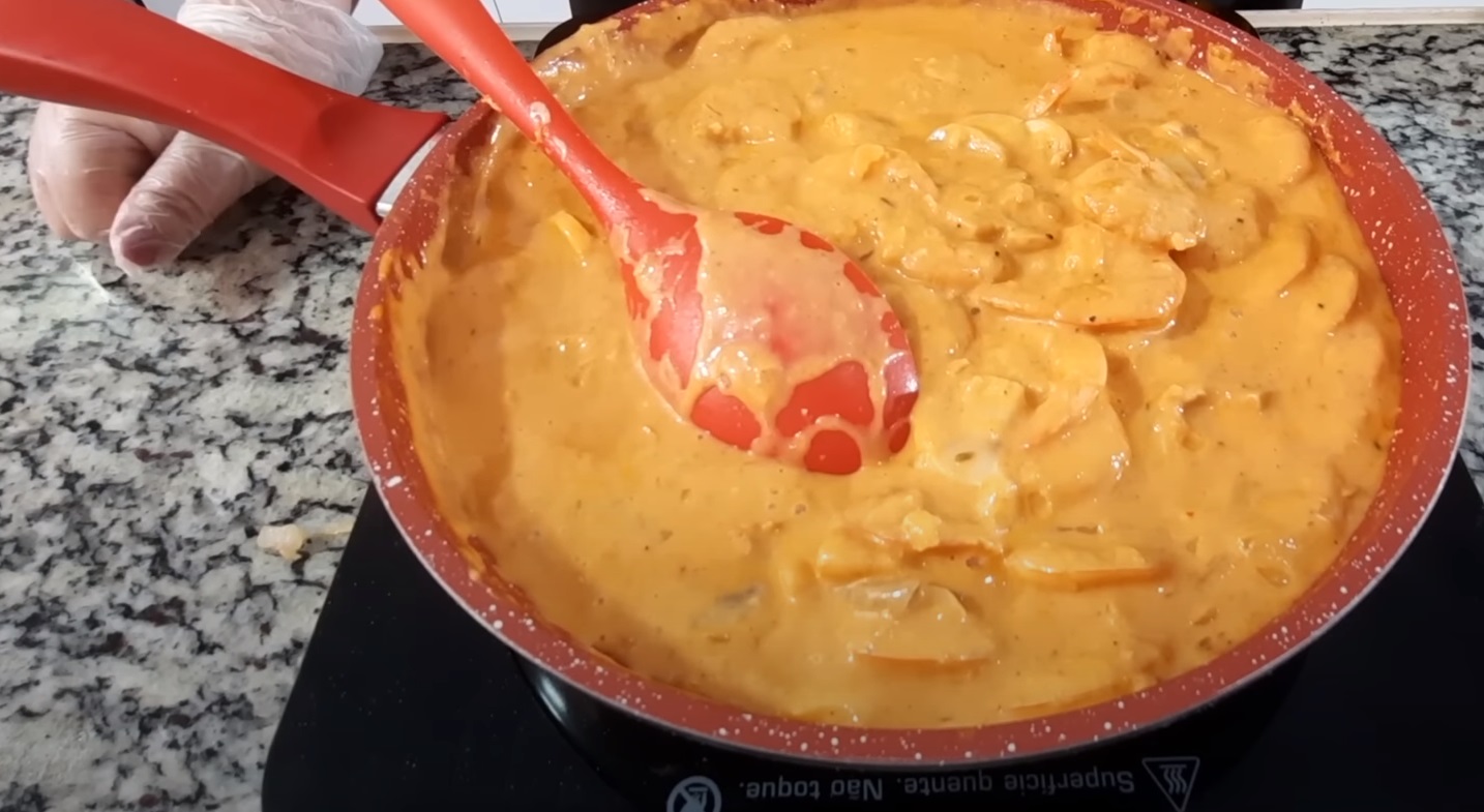 Creme de Camarão com Queijo