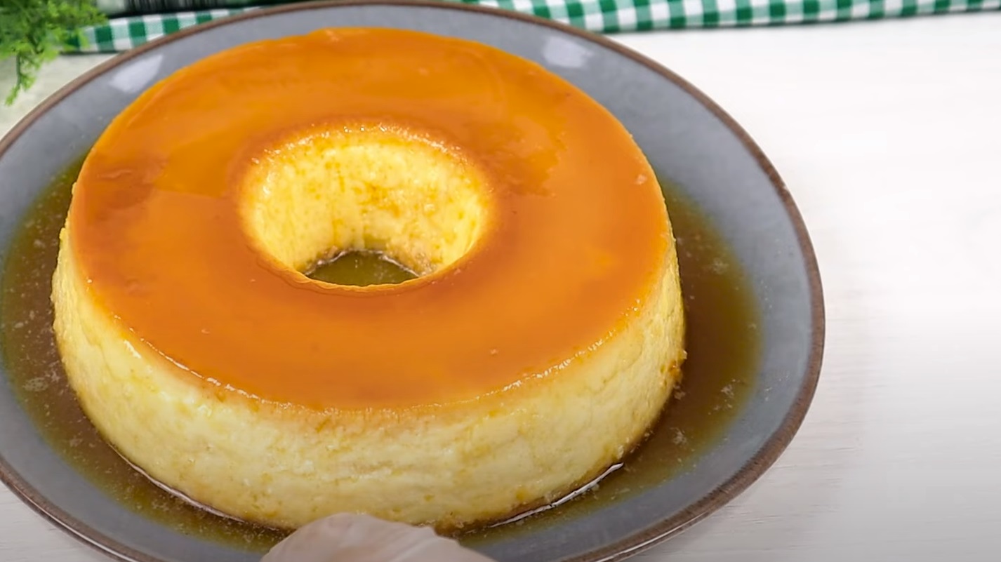 Pudim de Coco e Queijo