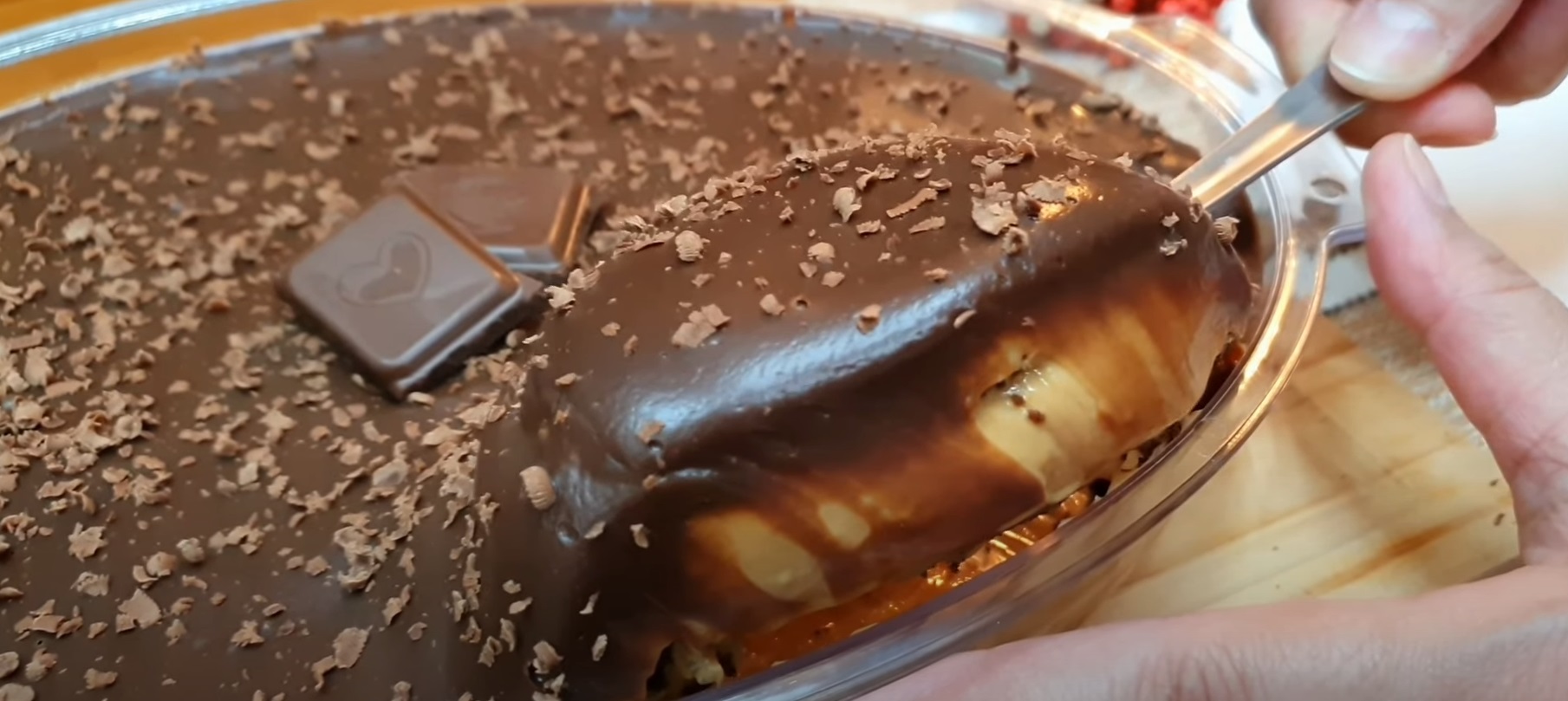 Pave de doce de leite com ganache de chocolate
