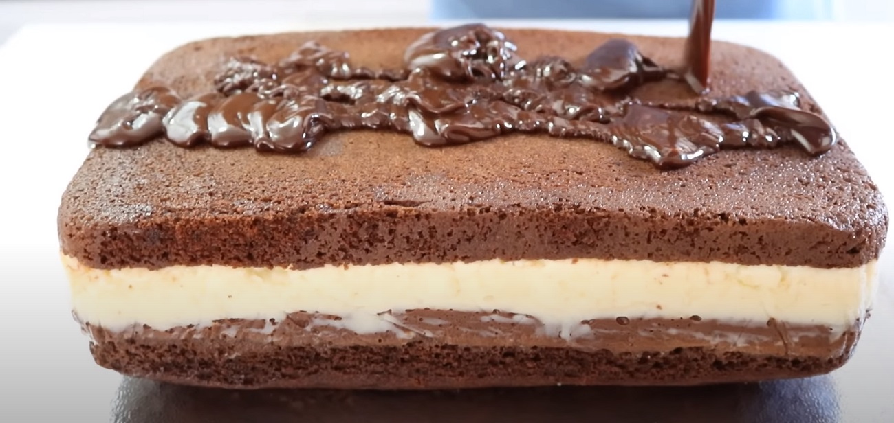 Cobertura Cremosa e Simples de Ganache para Bolos