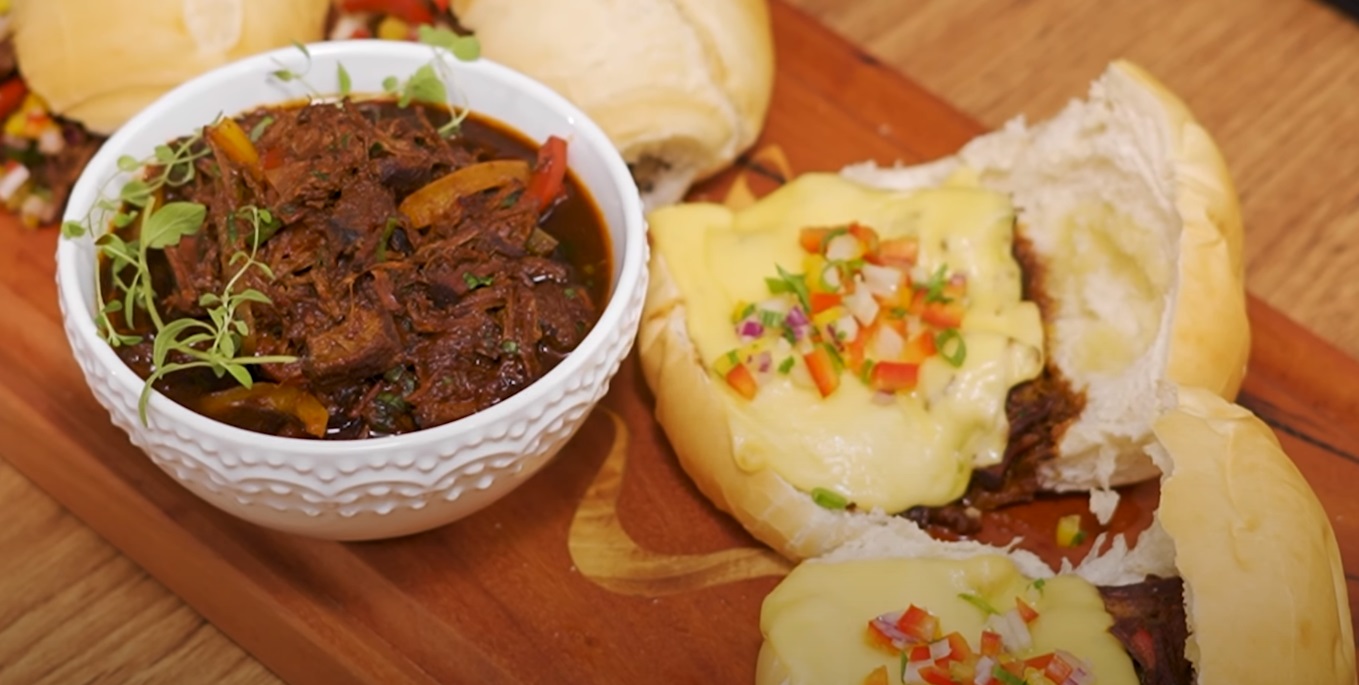 Carne Desfiada de Panela