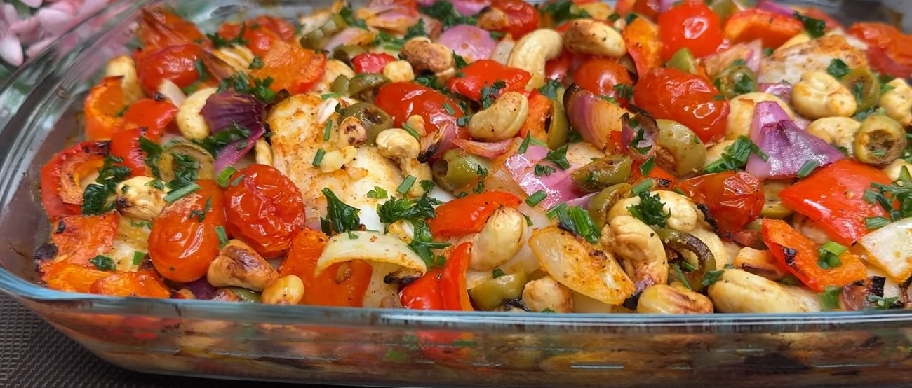 Salada de castanhas com peito de frango e vegetais