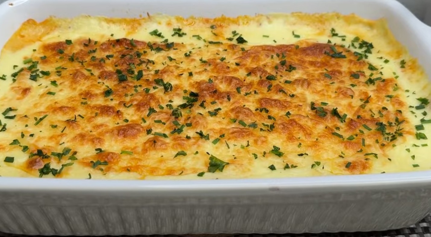 Frango gratinado com creme de batata